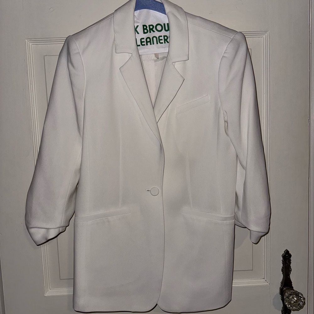 Cinq a Sept 5á7 Khloe White Blazer with Classic Lapel and 3/4 Sleeves